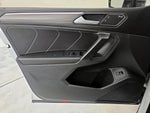 2022 Tiguan Thumbnail 12