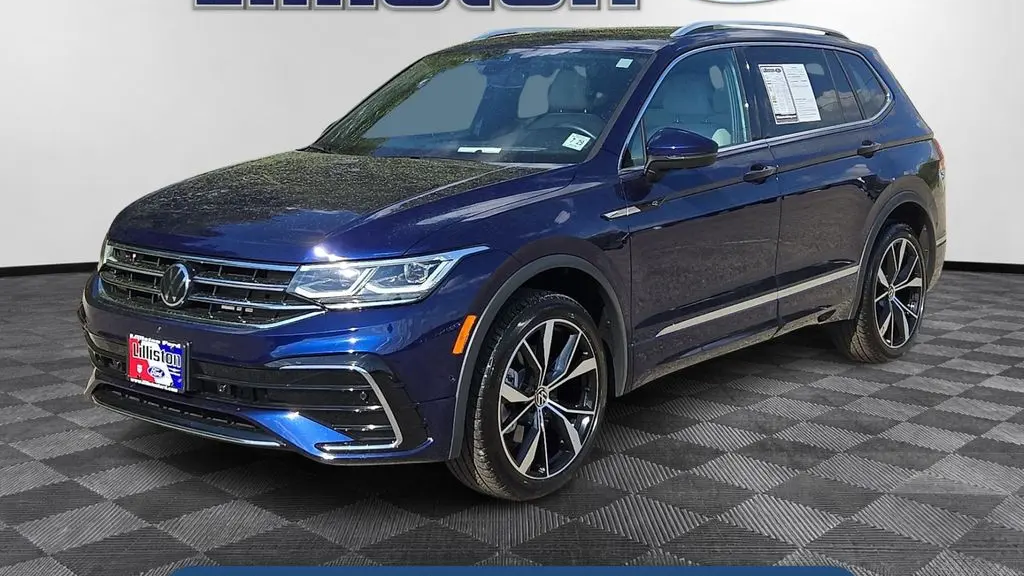Preowned 2024 Volkswagen Tiguan SEL R-Line 4Motion for Sale
