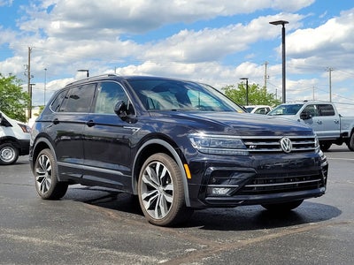 Photo of a 2019 Volkswagen Tiguan AWD SEL Premium 4motion 4DR SUV for sale