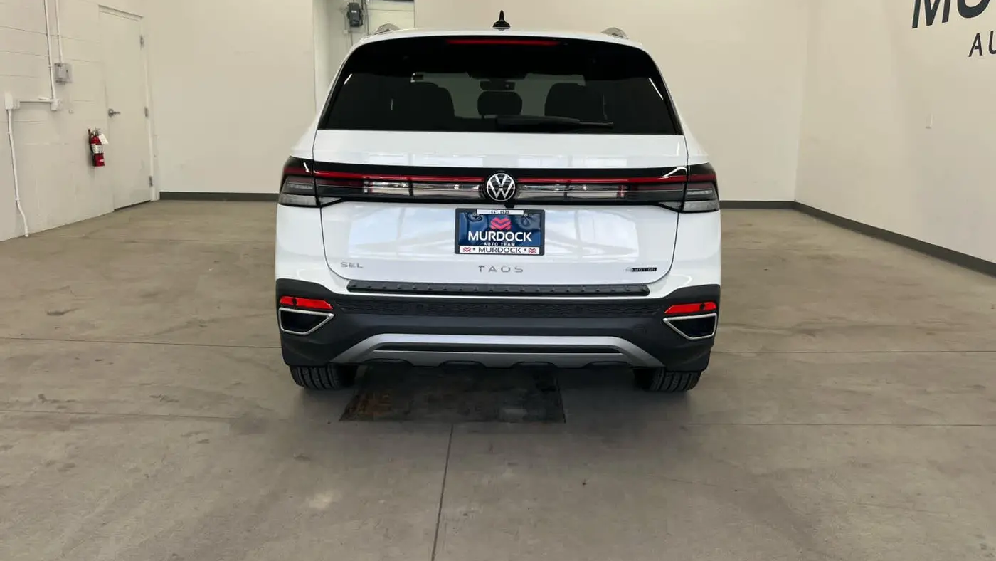 2026 Volkswagen Taos SEL 4Motion