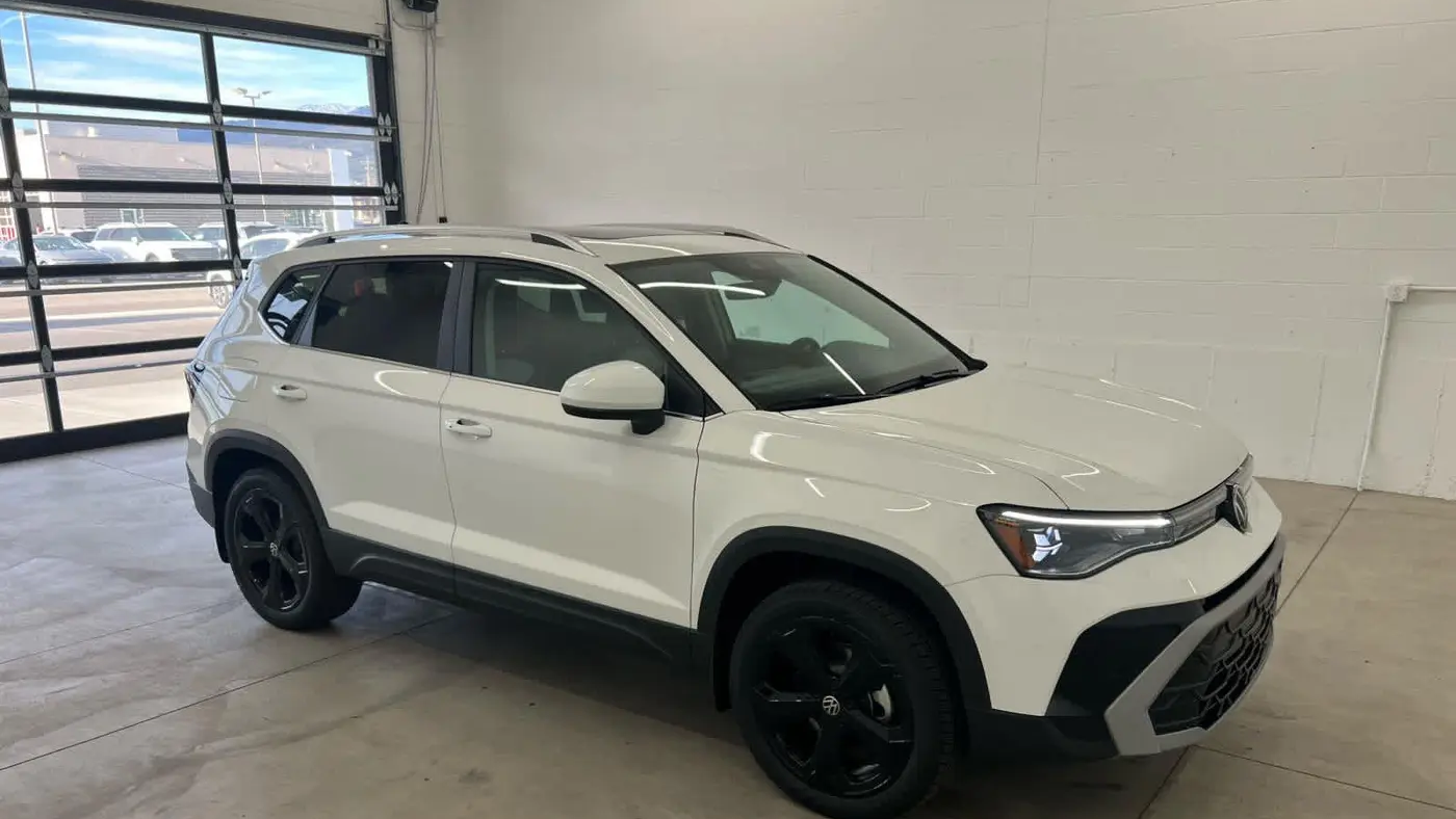 2026 Volkswagen Taos SEL 4Motion