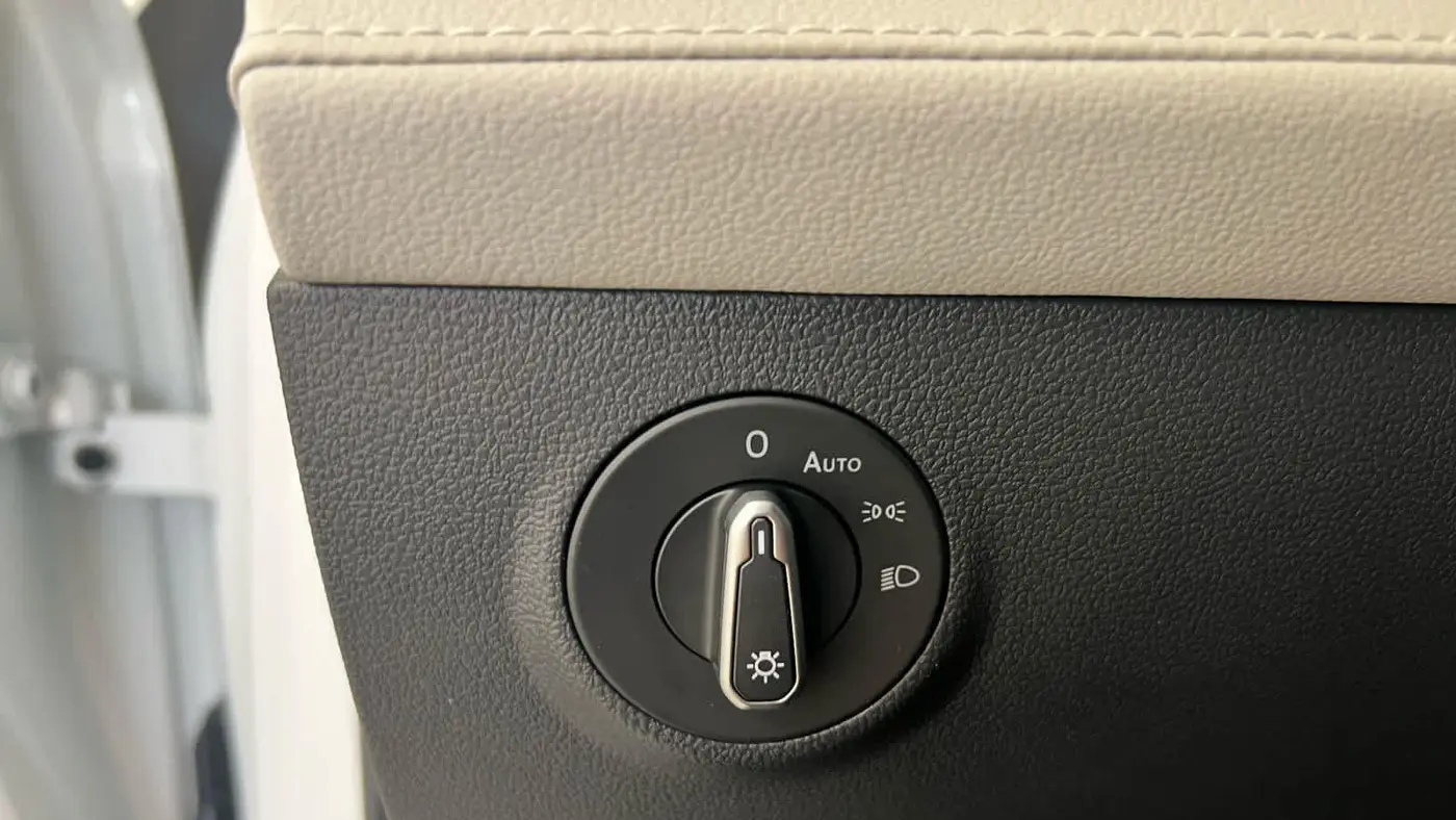 2026 Volkswagen Taos SEL 4Motion