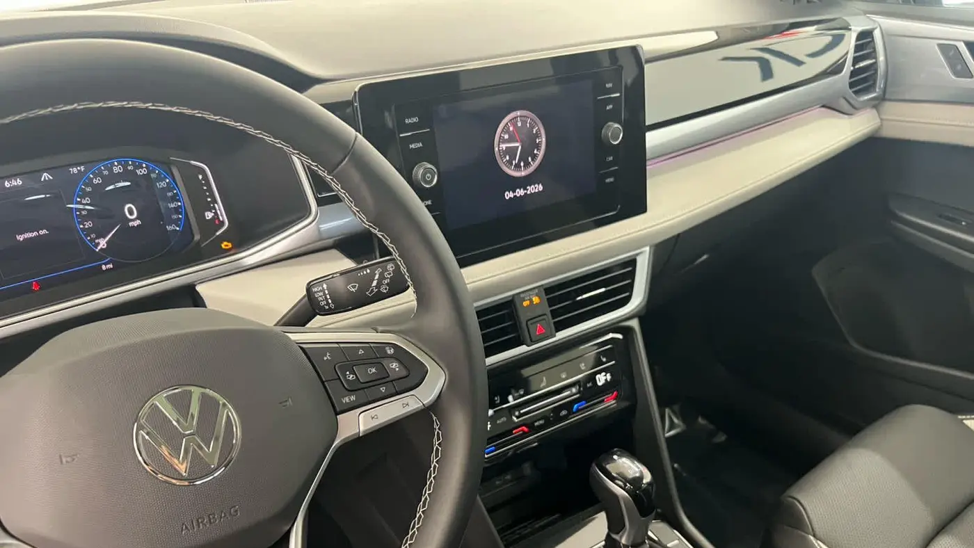 2026 Volkswagen Taos SEL 4Motion