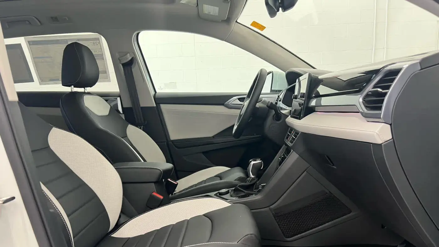 2026 Volkswagen Taos SEL 4Motion