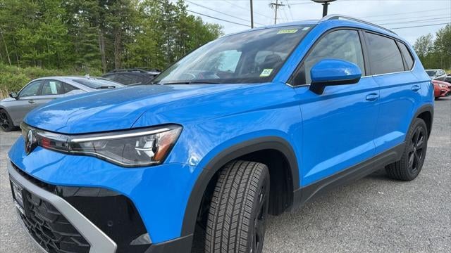 2025 Volkswagen Taos SEL 4Motion