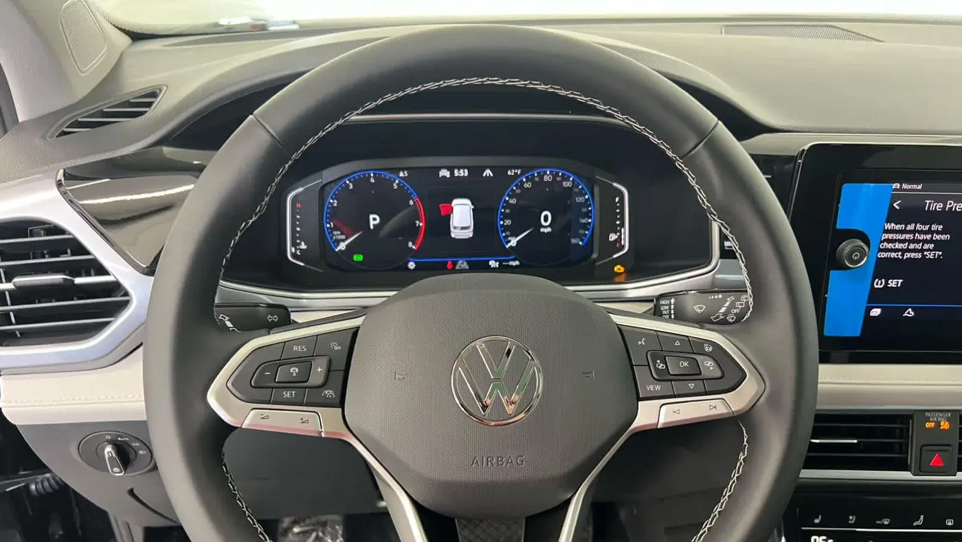 2026 Volkswagen Taos SEL 4Motion