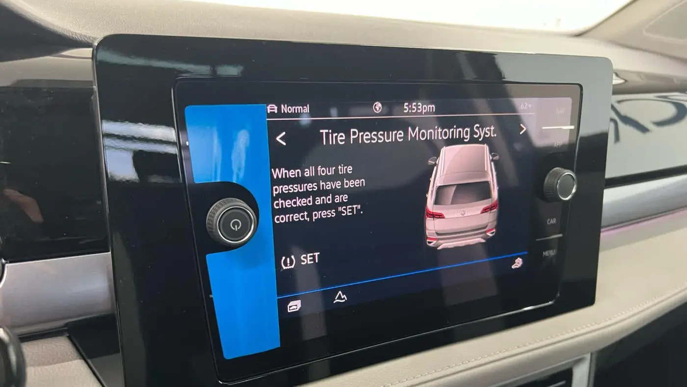 2026 Volkswagen Taos SEL 4Motion