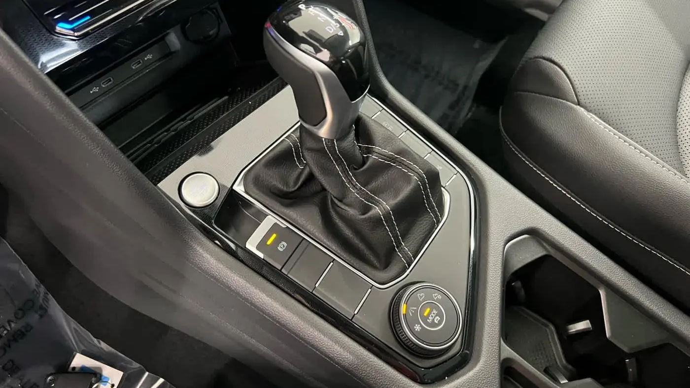 2026 Volkswagen Taos SEL 4Motion