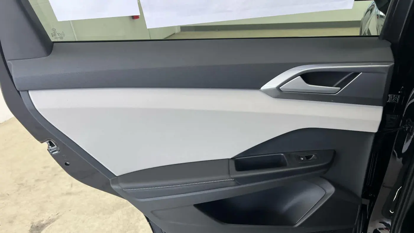 2026 Volkswagen Taos SEL 4Motion