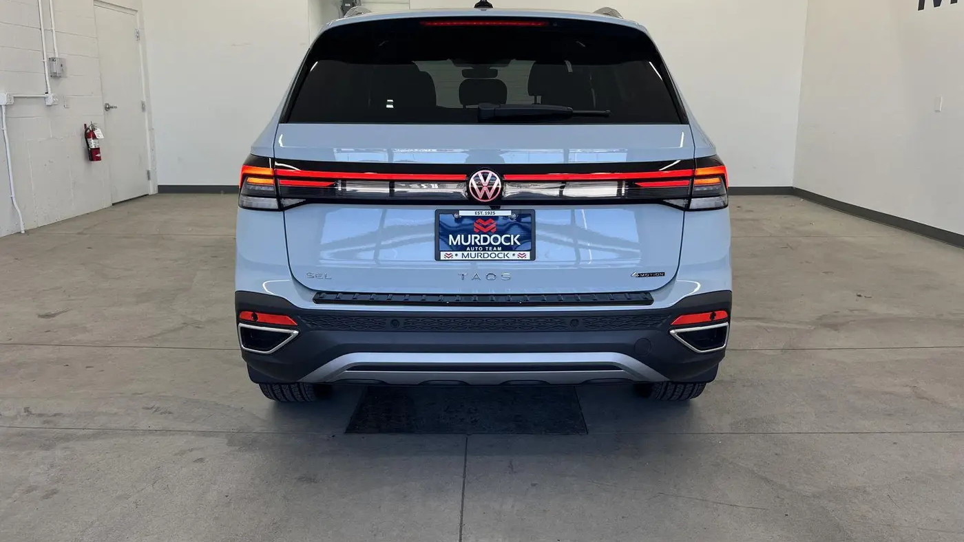 2026 Volkswagen Taos SEL 4Motion