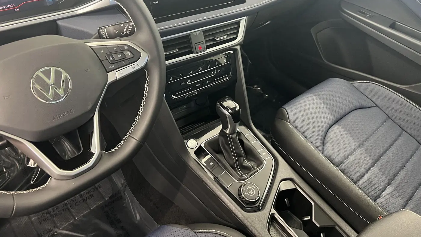 2026 Volkswagen Taos SEL 4Motion