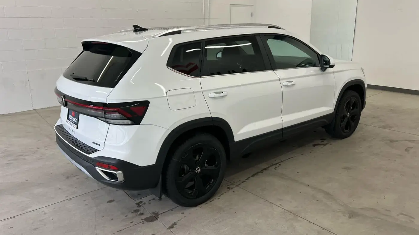 2026 Volkswagen Taos SEL 4Motion