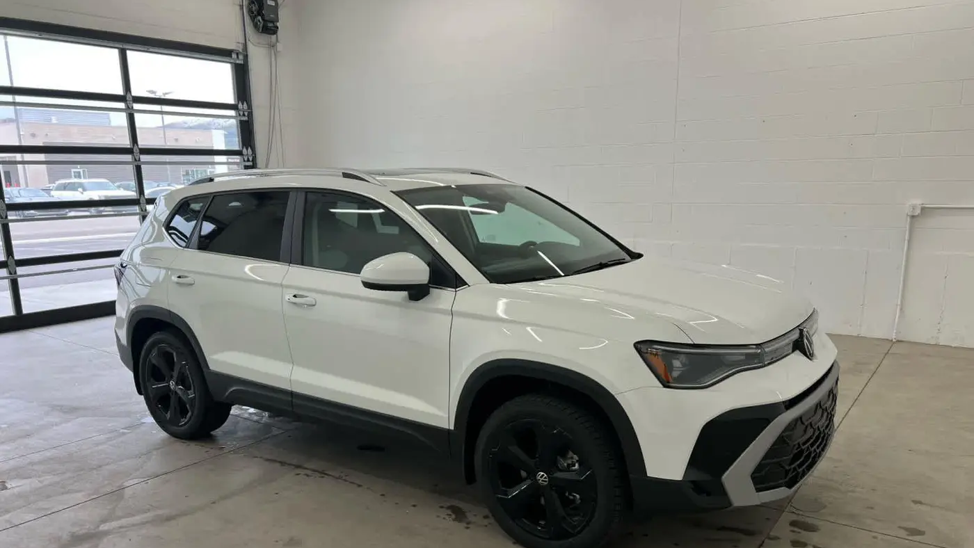 2026 Volkswagen Taos SEL 4Motion