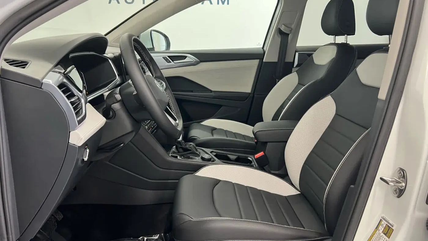 2026 Volkswagen Taos SEL 4Motion