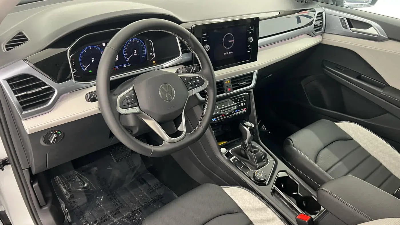 2026 Volkswagen Taos SEL 4Motion