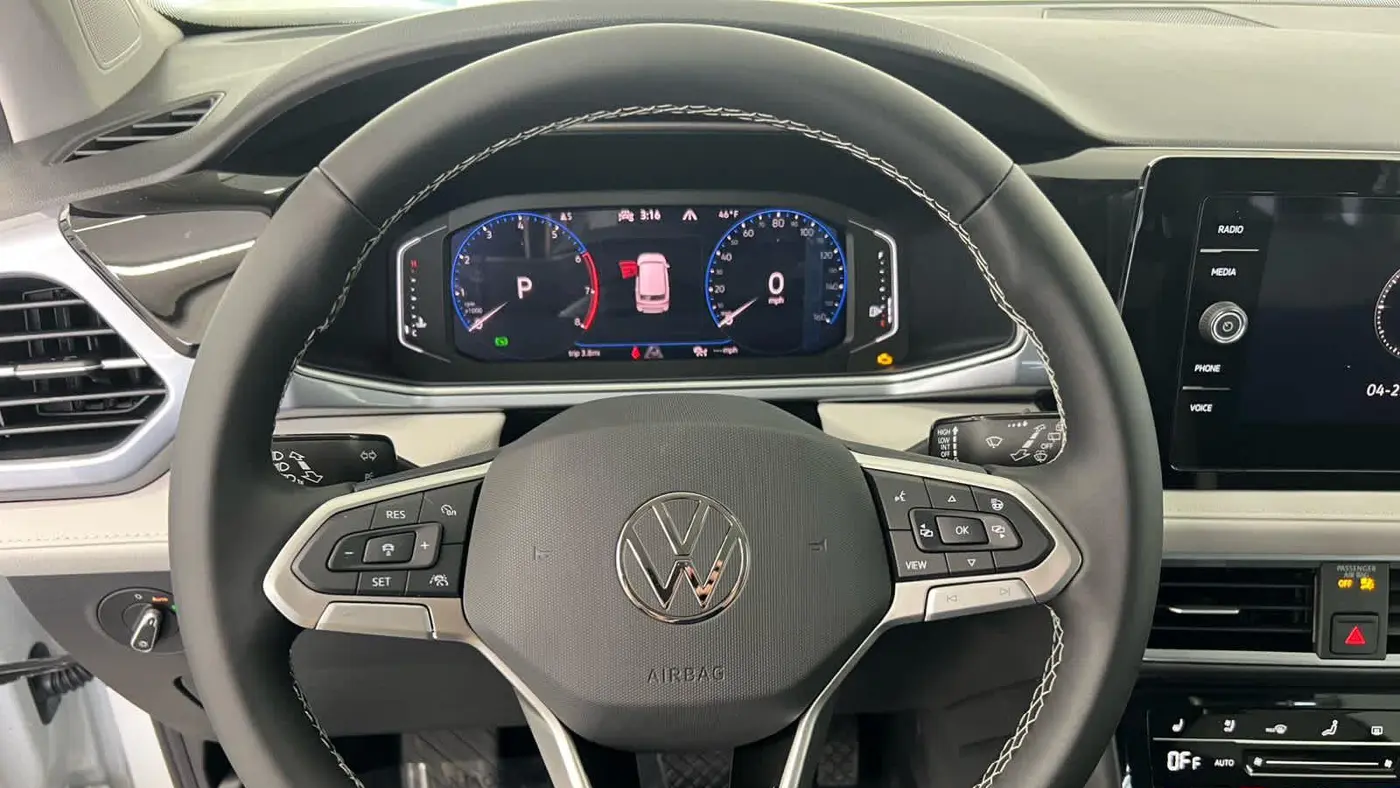 2026 Volkswagen Taos SEL 4Motion