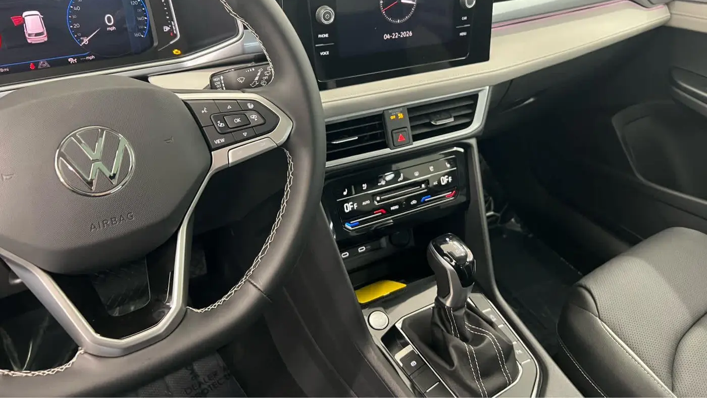 2026 Volkswagen Taos SEL 4Motion