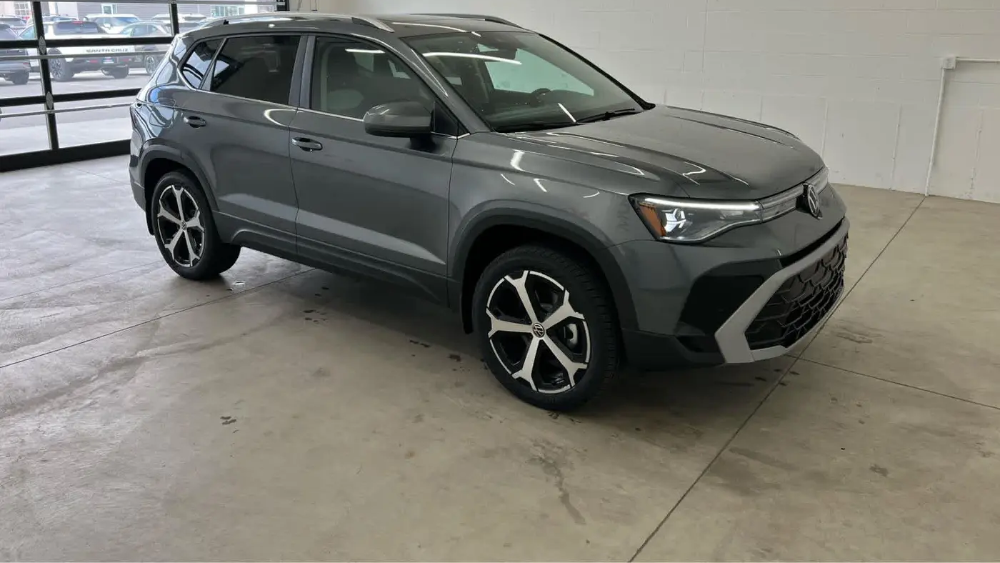 2026 Volkswagen Taos SEL 4Motion