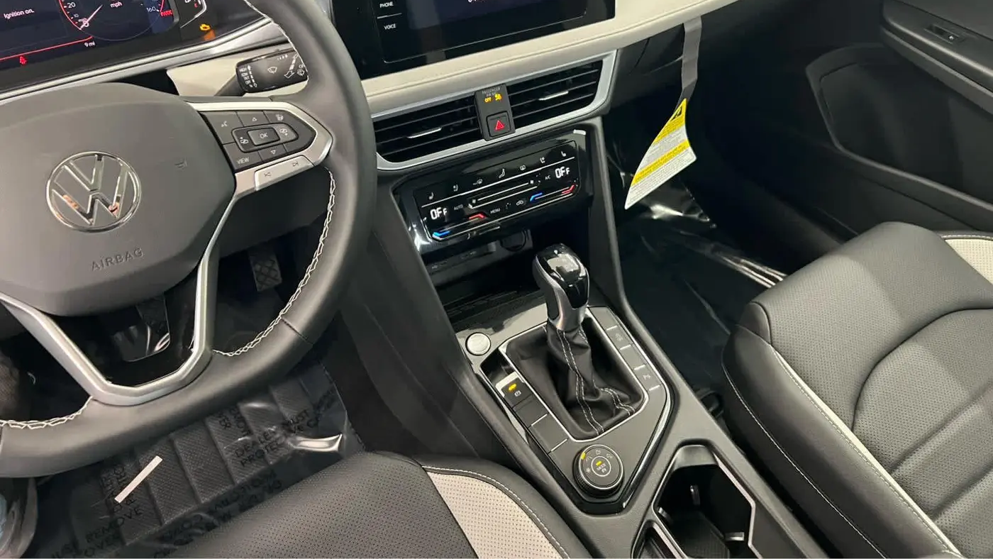 2026 Volkswagen Taos SEL 4Motion