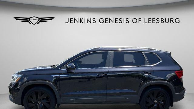 2024 Volkswagen Taos SEL 4Motion