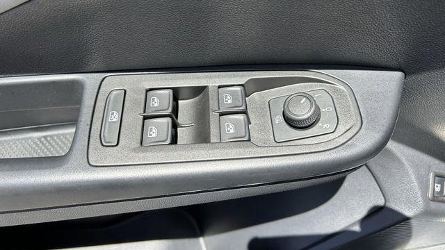 2024 Volkswagen Taos SEL 4Motion