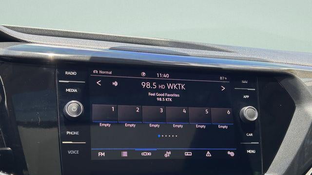 2024 Volkswagen Taos SEL 4Motion