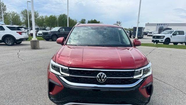 2024 Volkswagen Taos SEL 4Motion