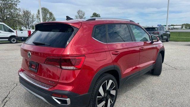 2024 Volkswagen Taos SEL 4Motion