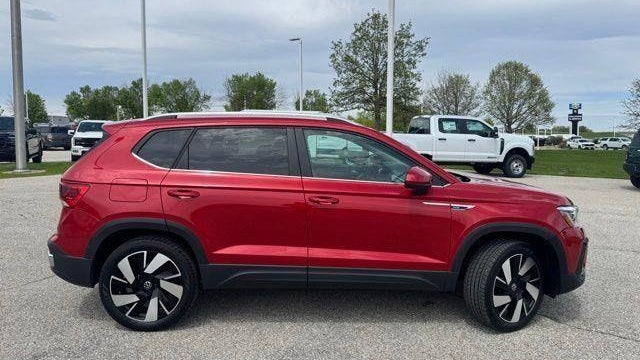 2024 Volkswagen Taos SEL 4Motion