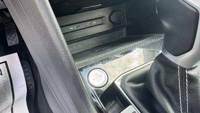2024 Volkswagen Taos SEL 4Motion