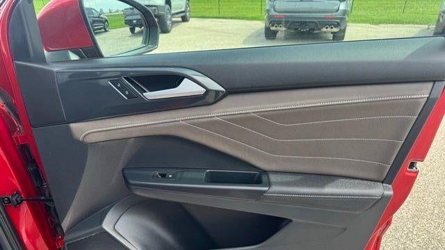 2024 Volkswagen Taos SEL 4Motion