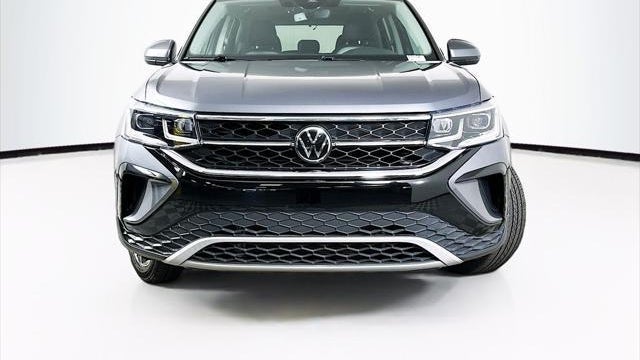2023 Volkswagen Taos SEL 4Motion