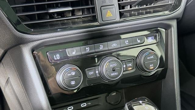 2023 Volkswagen Taos SEL 4Motion