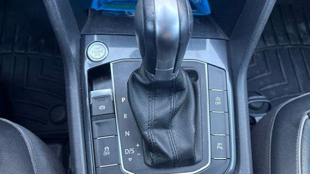 2018 Volkswagen Tiguan 2.0T SEL Premium