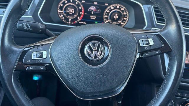 2018 Volkswagen Tiguan 2.0T SEL Premium
