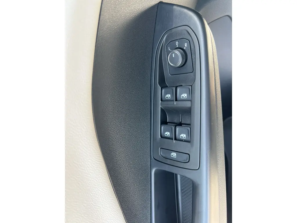 2025 Volkswagen Taos - $22,280