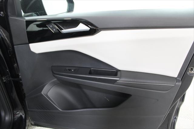 2025 Volkswagen Taos - $21,998