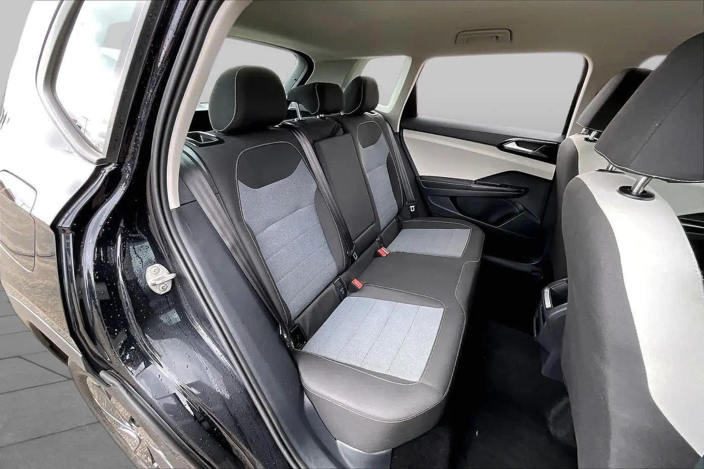 2025 Volkswagen Taos - $21,705