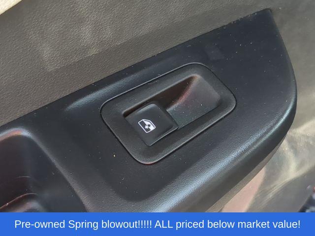 2025 Volkswagen Taos - $22,974