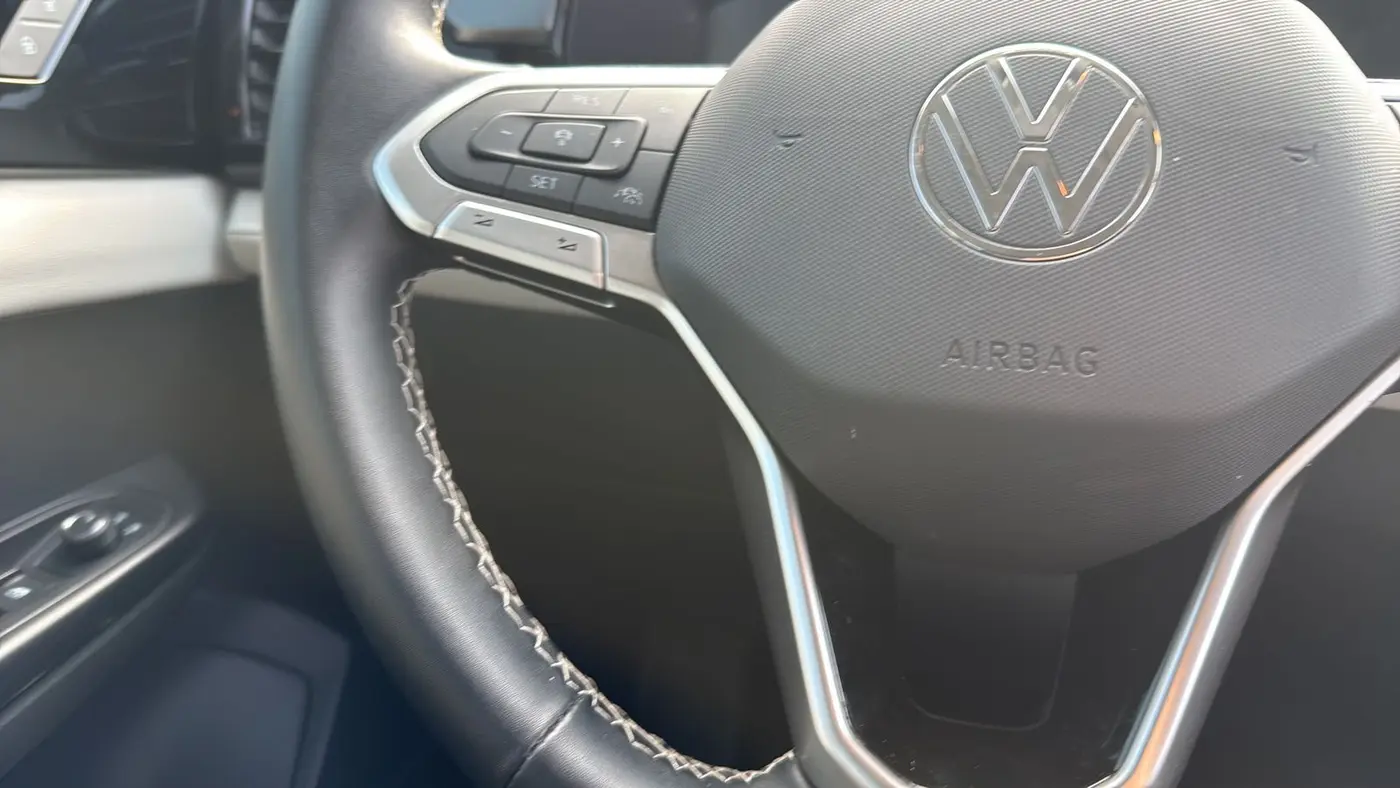 2025 Volkswagen Taos S