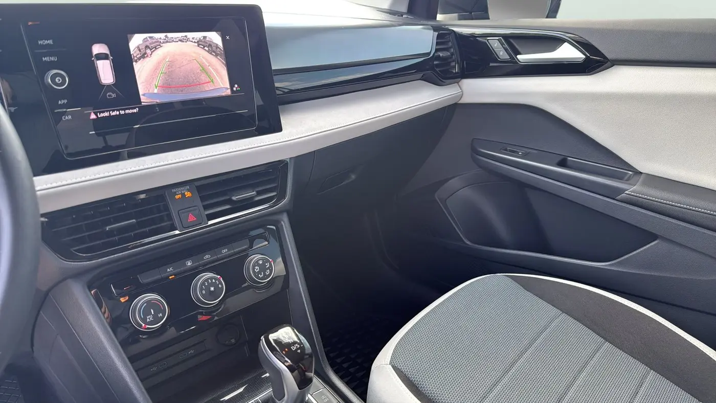 2025 Volkswagen Taos S
