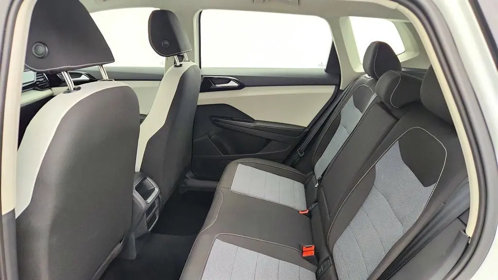 2025 Volkswagen Taos - $18,995