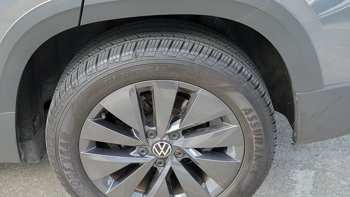 2024 Volkswagen Taos S