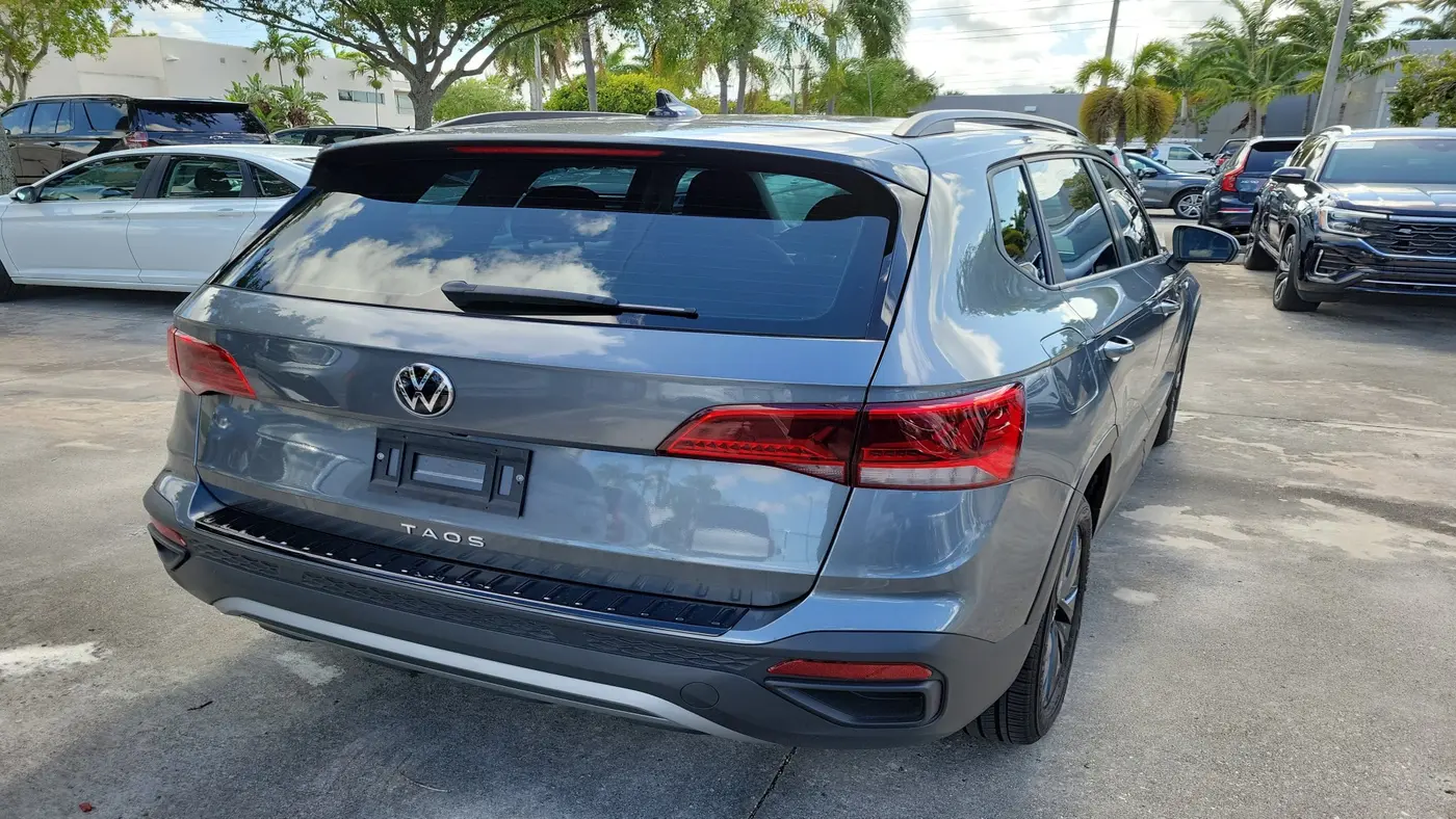 2024 Volkswagen Taos S