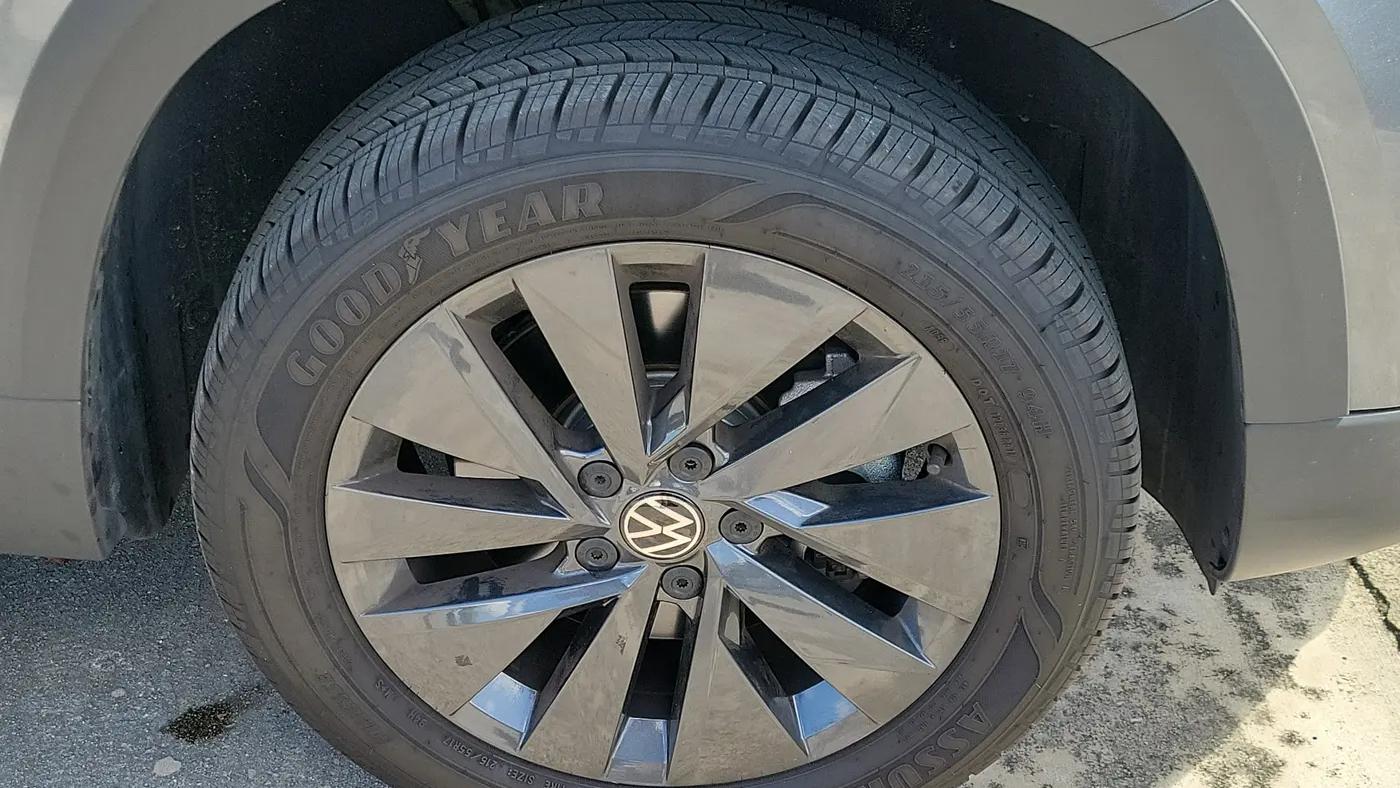 2024 Volkswagen Taos S