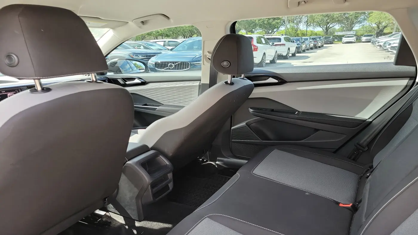 2024 Volkswagen Taos S