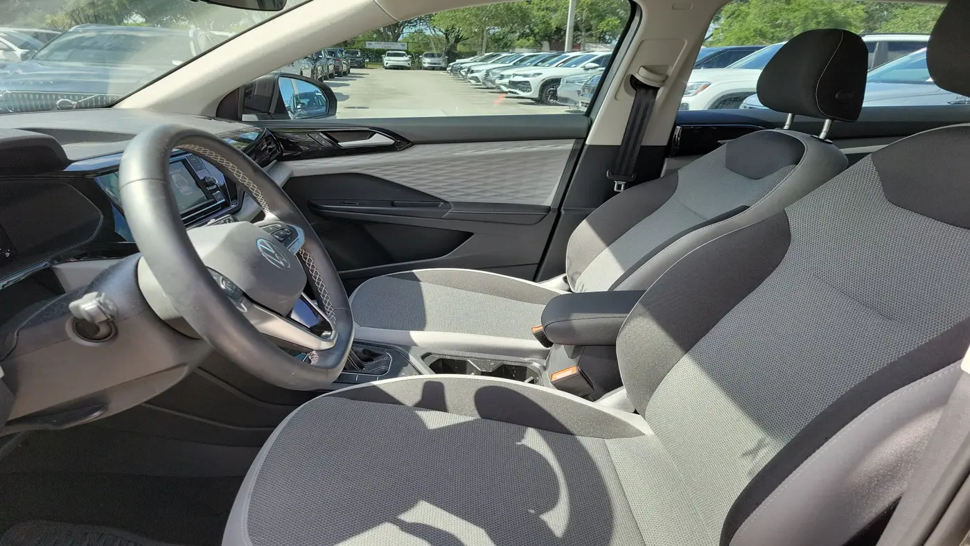 2024 Volkswagen Taos S