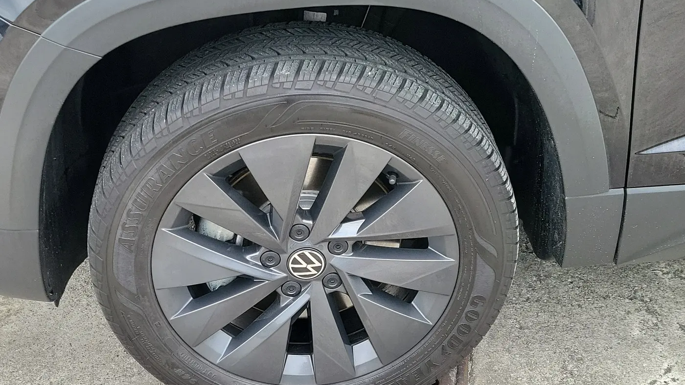 2024 Volkswagen Taos S