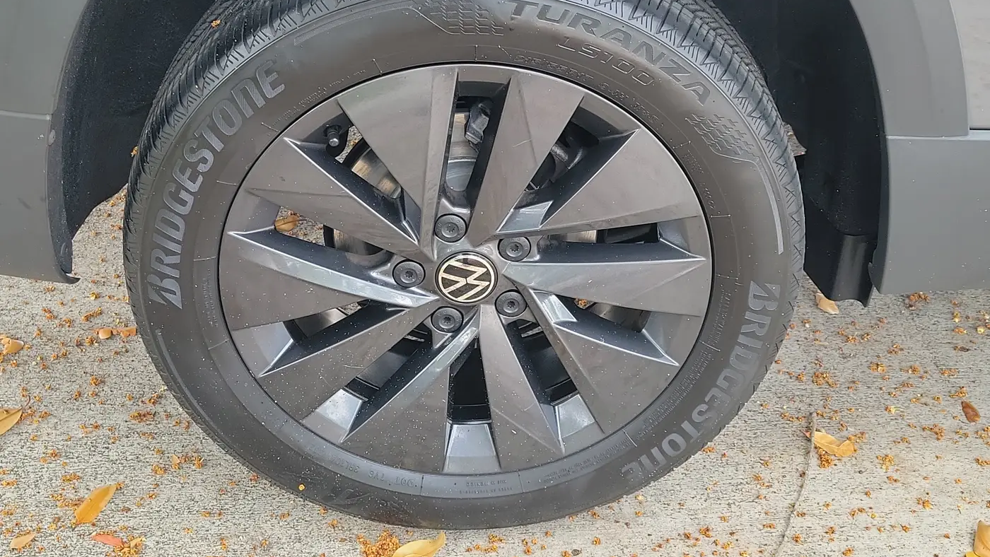 2024 Volkswagen Taos S