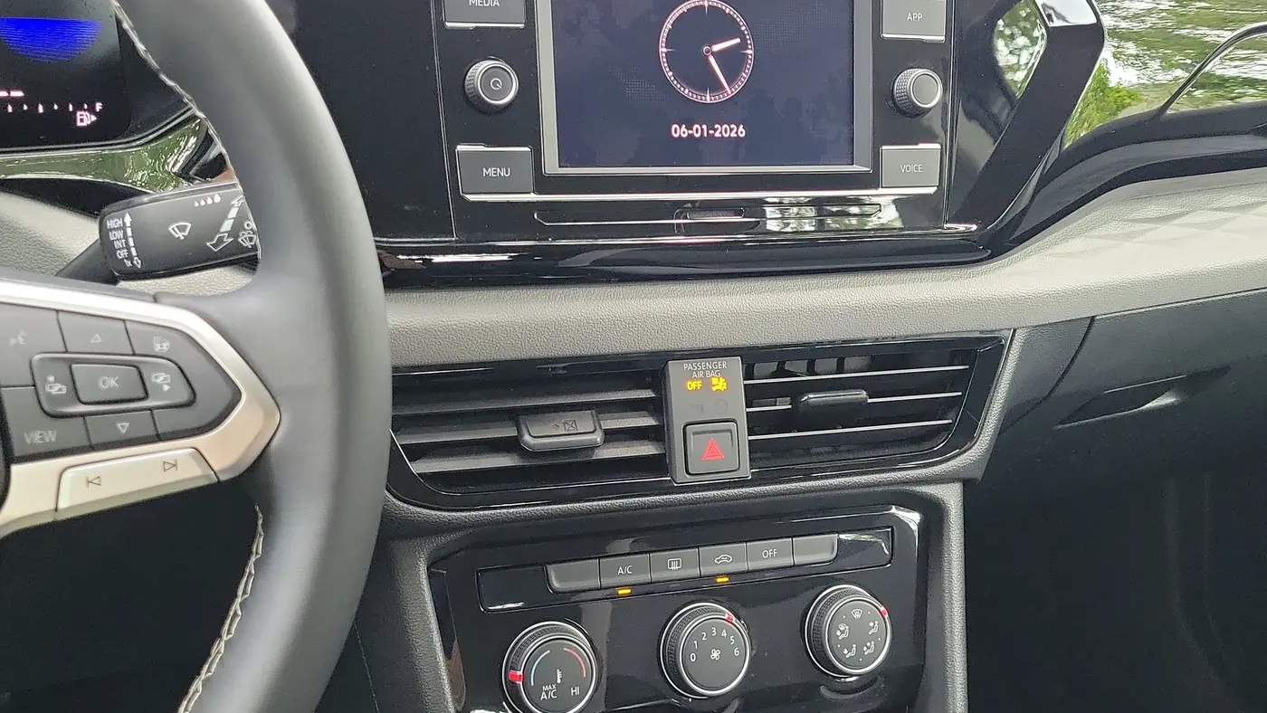 2024 Volkswagen Taos S